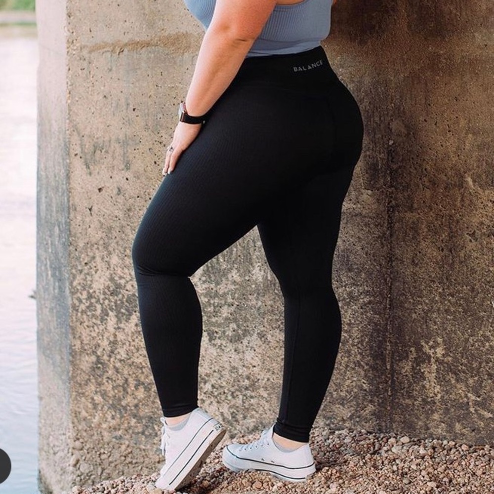 Balance Athletica Linear Leggings - Midnight